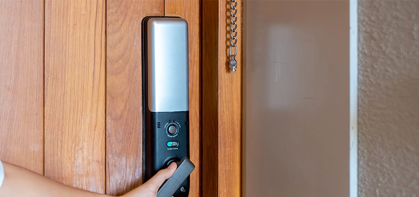 Home Security Electronic Locks Upgrades in Ventura, CA
